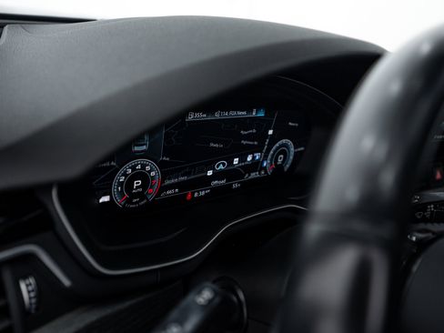 Used 2020 Audi A4 2.0T Premium Plus image 13