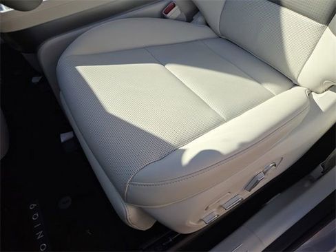 New 2026 Hyundai Ioniq 9 Limited image 16