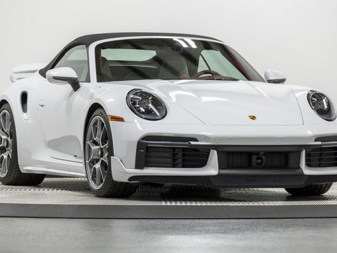 Used 2022 Porsche 911 Turbo S image 22