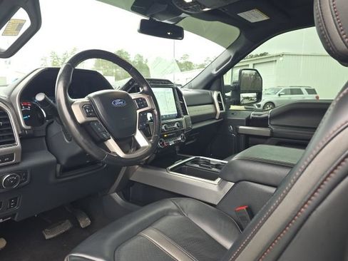 Used 2022 Ford F250 Platinum image 24