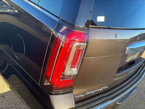 Used 2017 GMC Yukon XL Denali w/ Open Road Package image 27