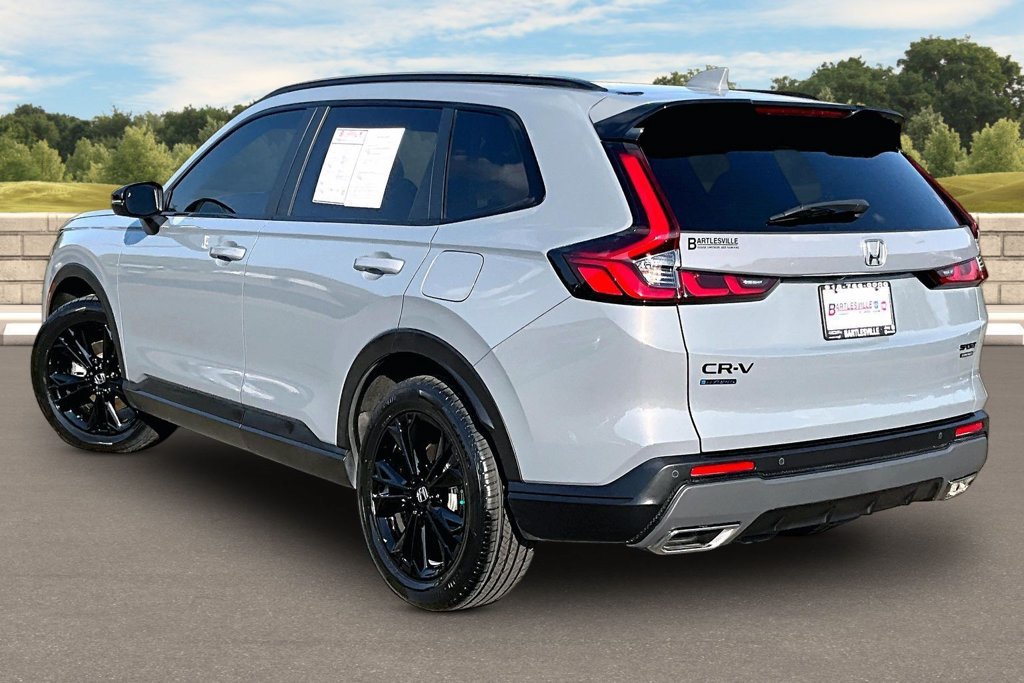 Used 2026 Honda CR-V Sport Touring image 11