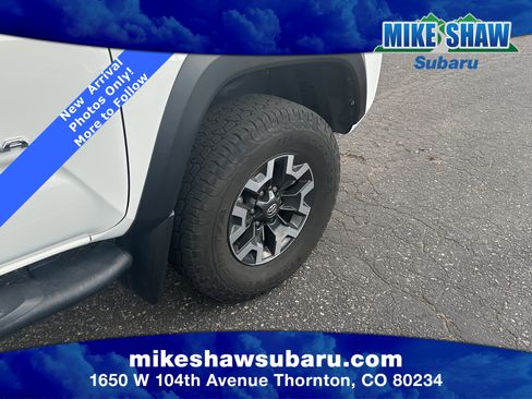 Used 2022 Toyota Tacoma TRD Off-Road image 8