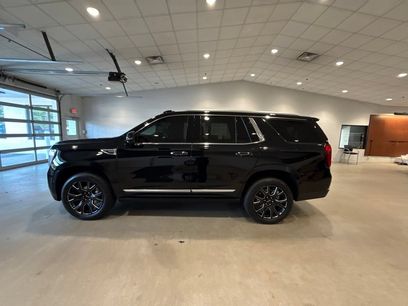 Used 2025 GMC Yukon Denali w/ Sun & Power Step Package