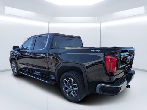 Used 2022 GMC Sierra 1500 SLT w/ SLT Premium Plus Package image 5