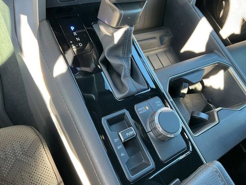 Used 2025 Toyota Tundra Limited image 10