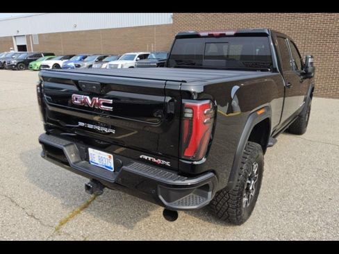 Used 2026 GMC Sierra 2500 AT4X AWD/4WD image 3