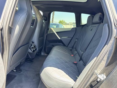 Used 2023 BMW iX xDrive50 w/ Premium Package AWD/4WD image 28