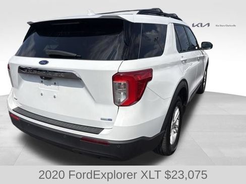 Used 2020 Ford Explorer XLT w/ Comfort Package AWD/4WD image 8