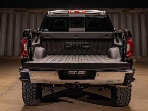 Used 2018 GMC Sierra 1500 SLT image 9