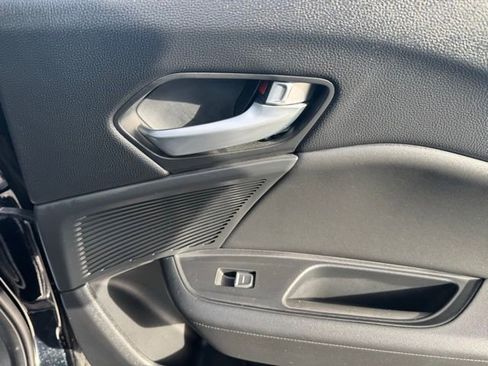 Used 2025 Acura TLX w/ Technology Package image 13