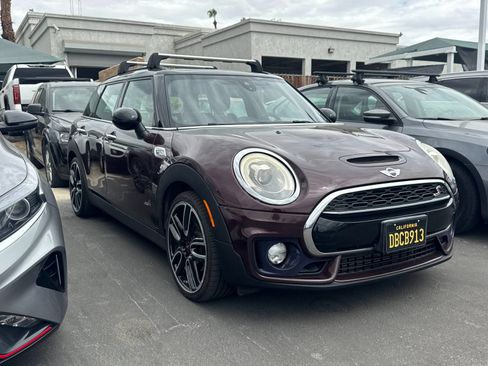 Used 2017 MINI Cooper Clubman S AWD/4WD image 2