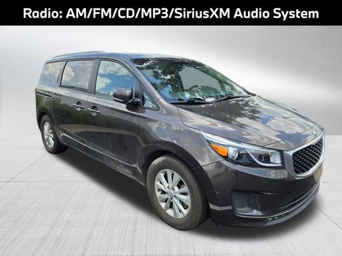 Used 2015 Kia Sedona LX w/ LX Convenience Package FWD image 4