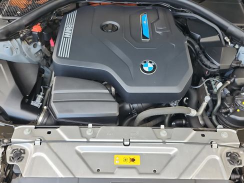 Used 2023 BMW 330e w/ M Sport Package RWD image 35