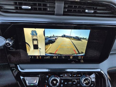 New 2026 GMC Sierra 2500 AT4 w/ AT4 Premium Plus Package image 21