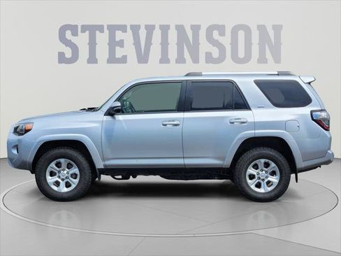 Certified 2023 Toyota 4Runner SR5 Premium AWD/4WD image 2