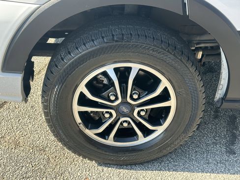 Used 2022 Ford Transit 350 XLT image 14