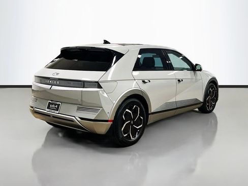 Used 2024 Hyundai Ioniq 5 Limited image 6