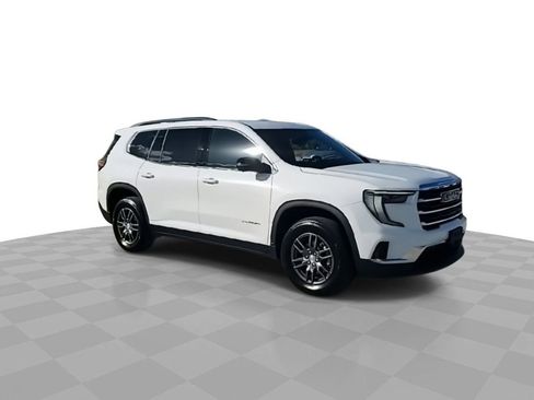 Used 2025 GMC Acadia Elevation image 2