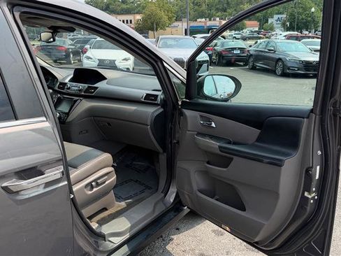 Used 2014 Honda Odyssey EX-L image 32