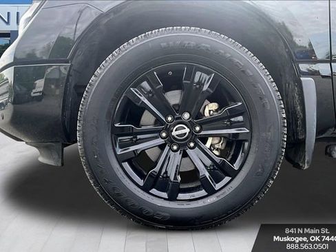 Used 2024 Nissan Titan SV w/ SV Convenience Package AWD/4WD image 31