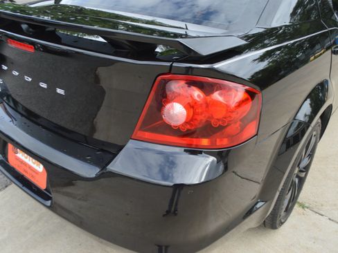 Used 2013 Dodge Avenger SE FWD image 9
