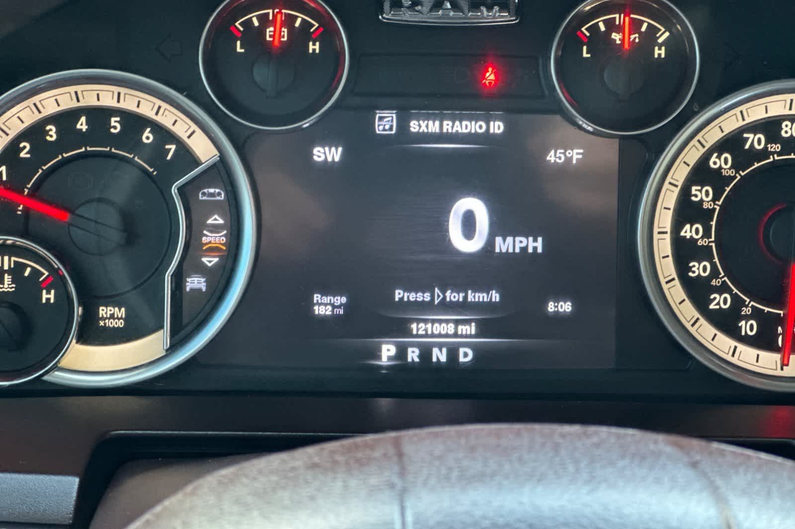 Used 2014 RAM 1500 Laramie w/ Convenience Group AWD/4WD image 25