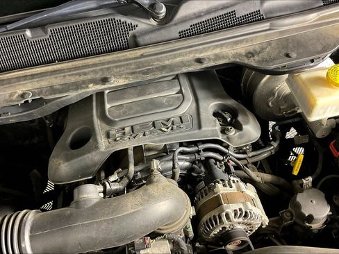 Used 2020 RAM 1500 Laramie image 34