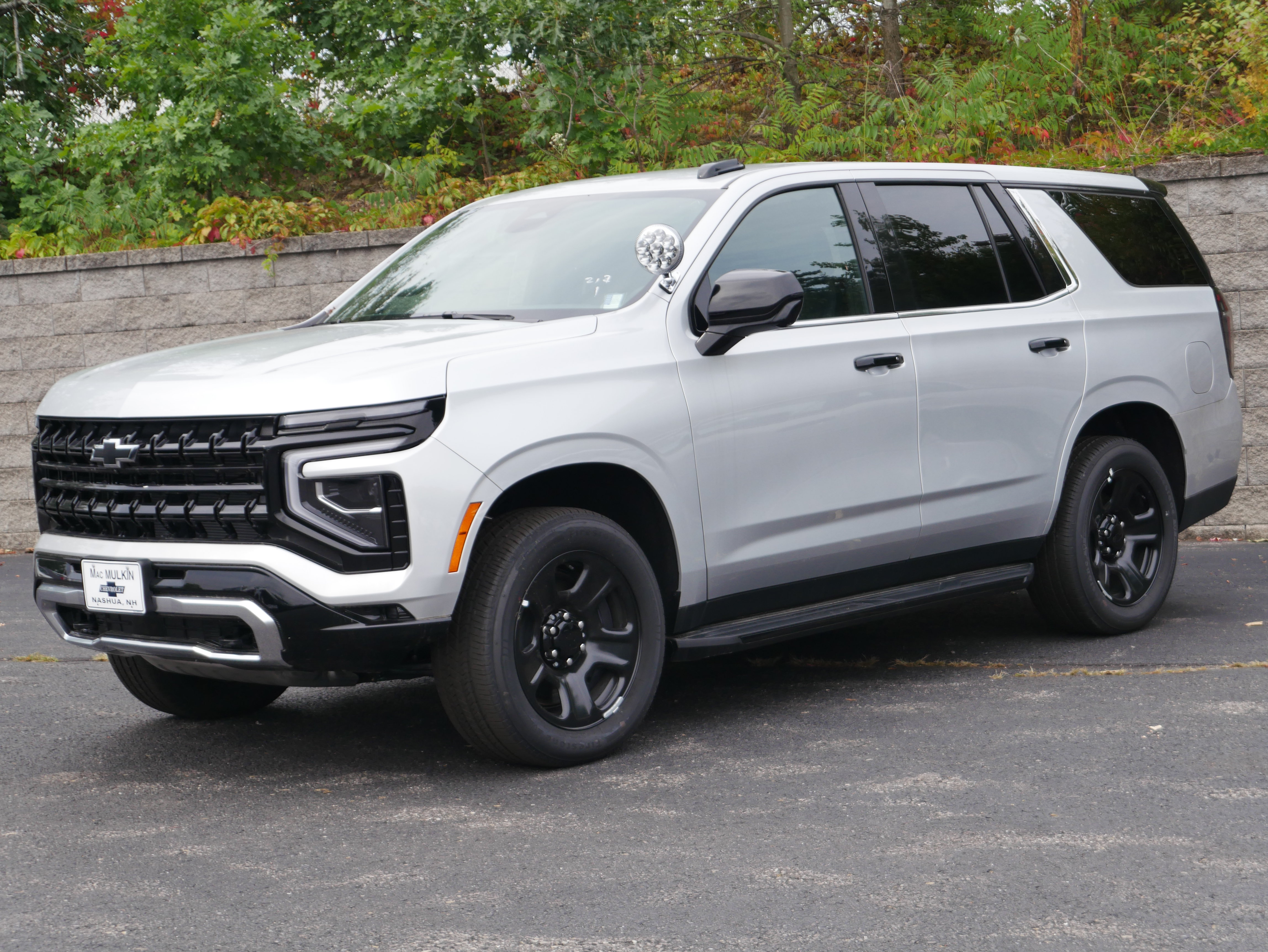 New 2025 Chevrolet Tahoe 4WD w/ 1FL Safety Package image 1
