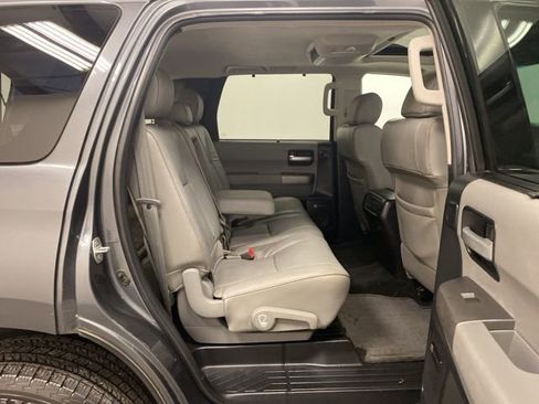 Used 2015 Toyota Sequoia Limited image 24