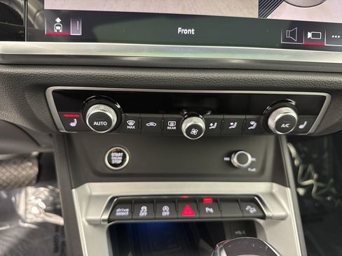 Used 2022 Audi Q3 2.0T Premium Plus w/ Premium Plus Package image 13