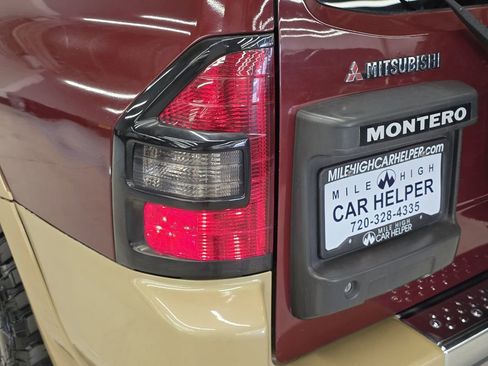 Used 2002 Mitsubishi Montero XLS AWD/4WD image 45