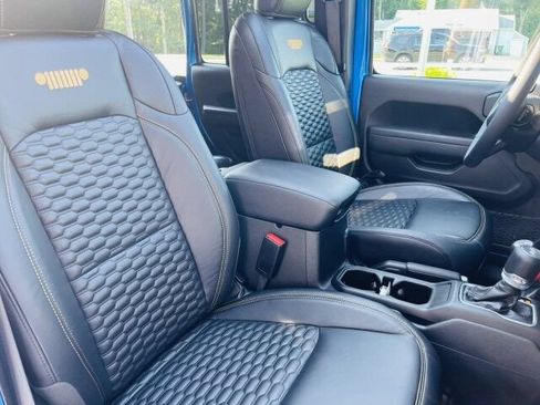 Used 2026 Jeep Wrangler Unlimited Sport AWD/4WD image 12