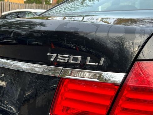 Used 2012 BMW 750Li xDrive image 6