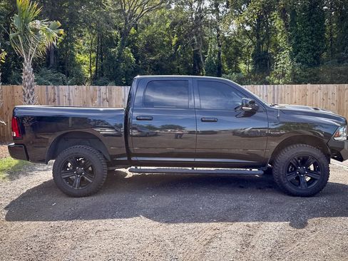 Used 2017 RAM 1500 Sport w/ Quick Order Package 26Q Night AWD/4WD image 14