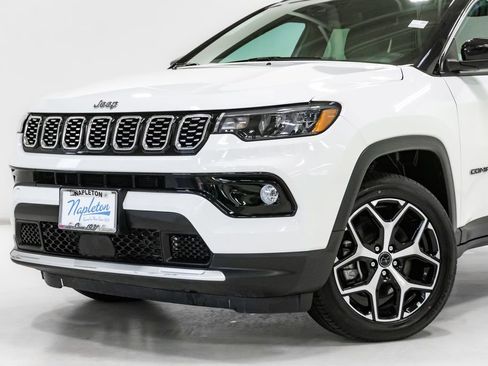 Certified 2025 Jeep Compass Limited AWD/4WD image 2