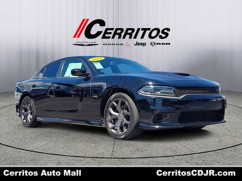Used 2019 Dodge Charger R/T RWD image 1
