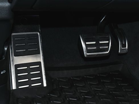 Used 2023 Audi SQ7 Prestige image 25