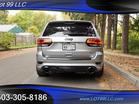 Used 2017 Jeep Grand Cherokee SRT AWD/4WD image 10