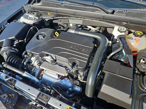 Used 2024 Chevrolet Malibu LT image 26