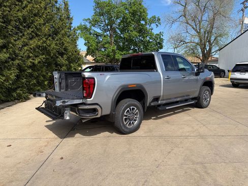 New 2026 GMC Sierra 2500 SLE w/ SLE Value Package; AWD/4WD image 32