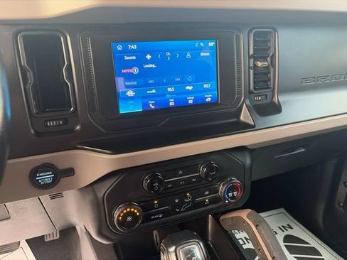 Used 2022 Ford Bronco Big Bend AWD/4WD image 6