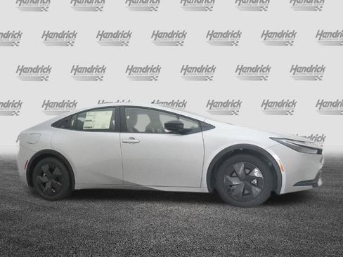 Certified 2026 Toyota Prius Plug-In Hybrid FWD image 66