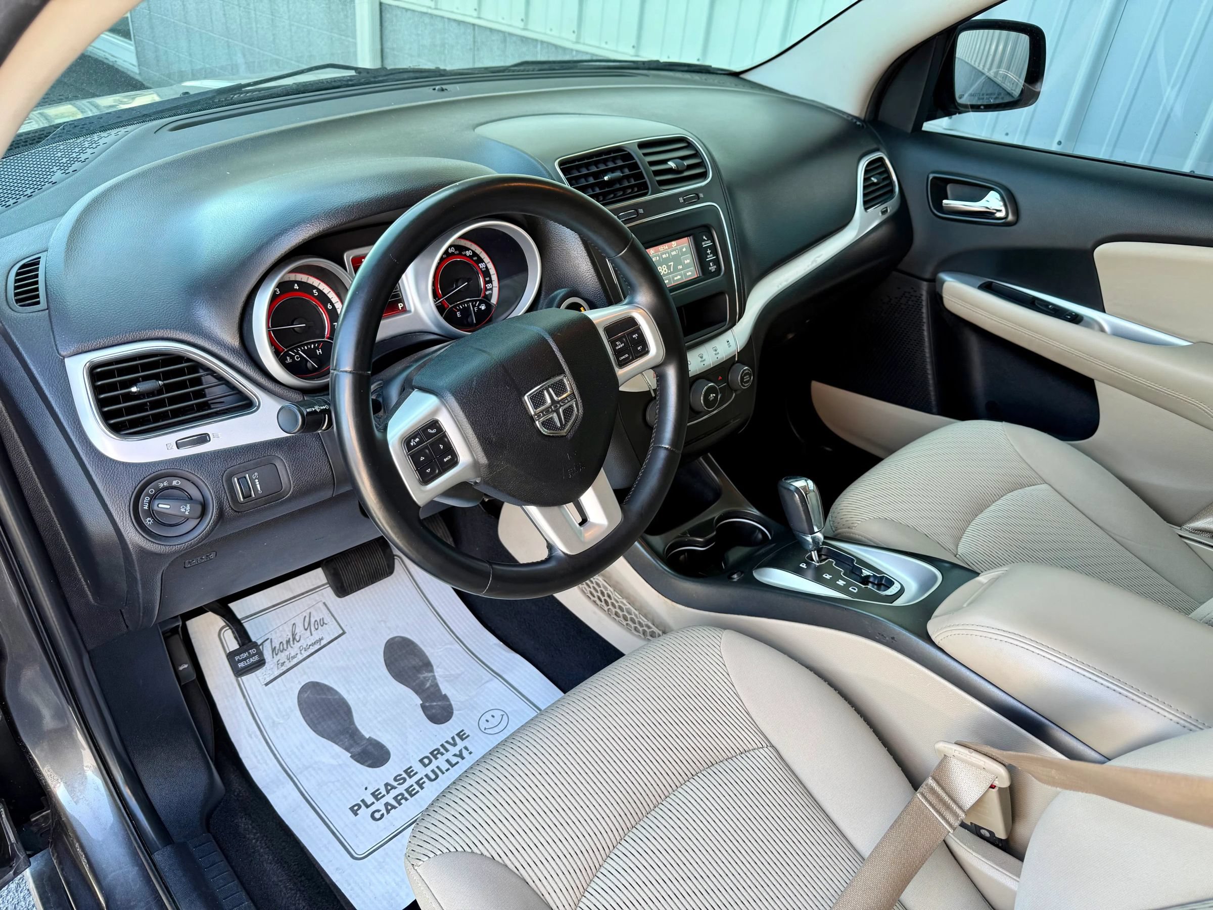 Used 2017 Dodge Journey SXT w/ Premium Group FWD image 26