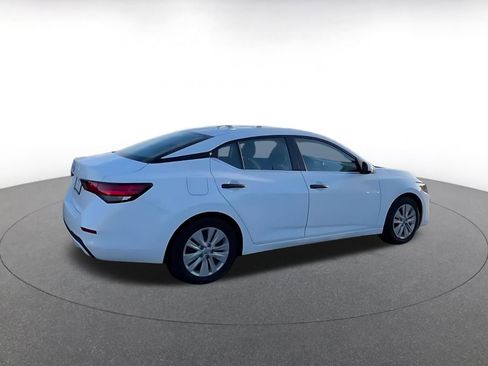 Used 2025 Nissan Sentra S image 15