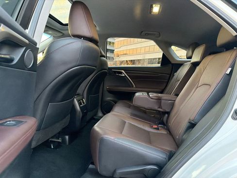 Used 2019 Lexus RX 350 350 w/ Premium Package image 17