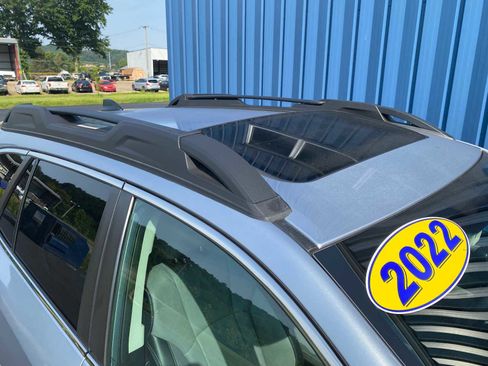 Used 2022 Subaru Outback Limited w/ Popular Package #2 image 5