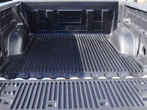 Used 2019 Chevrolet Colorado LT image 23