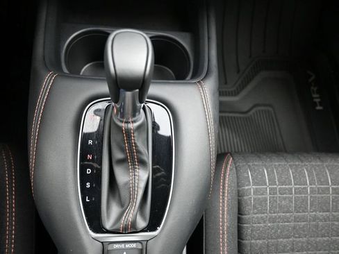 Certified 2025 Honda HR-V Sport image 18