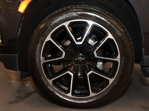 Used 2023 Chevrolet Tahoe RST w/ Sport Performance Package image 25